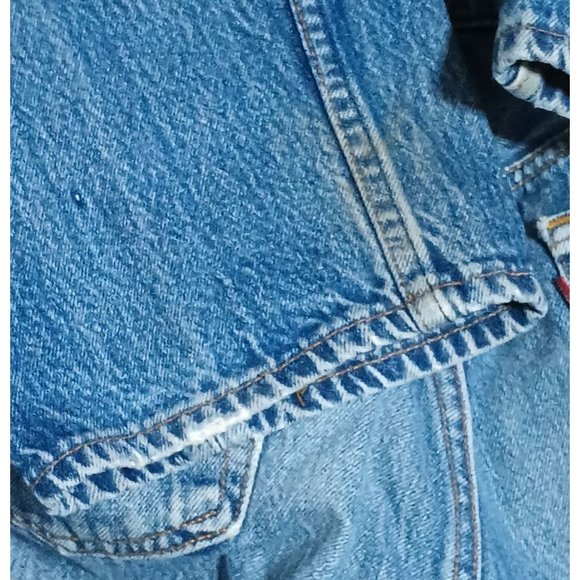 Vintage Levis 501 Jeans Mens Size 34 x 32, Actual 30 x 30 Distressed Blue Denim - Picture 10 of 14